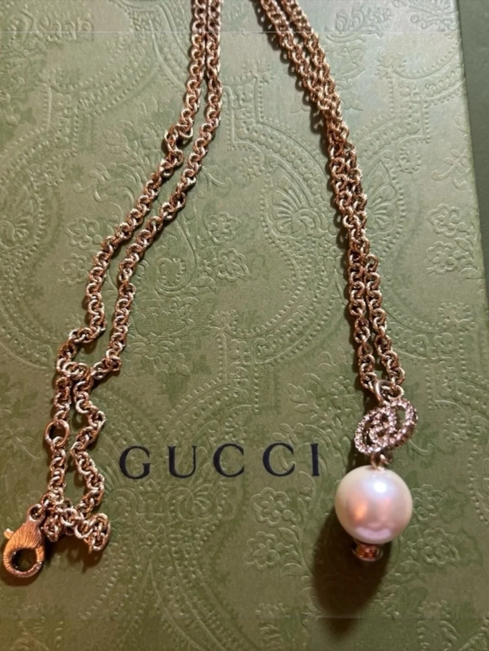 Gucci Gold Plated Pearl Pendant Nexklace w Gucci GG Logo in Shiny Crystals